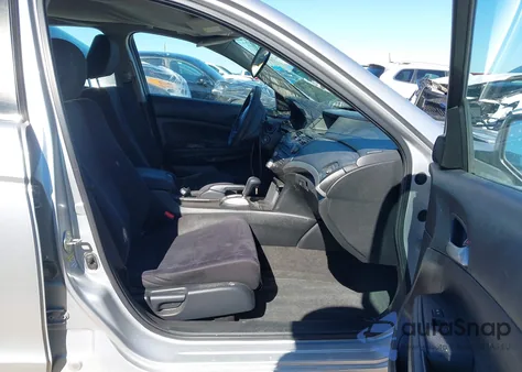 2012 Honda Accord 2.4 Lx z USA, uszkodzony, nr VIN 1HGCP2F38CA241049